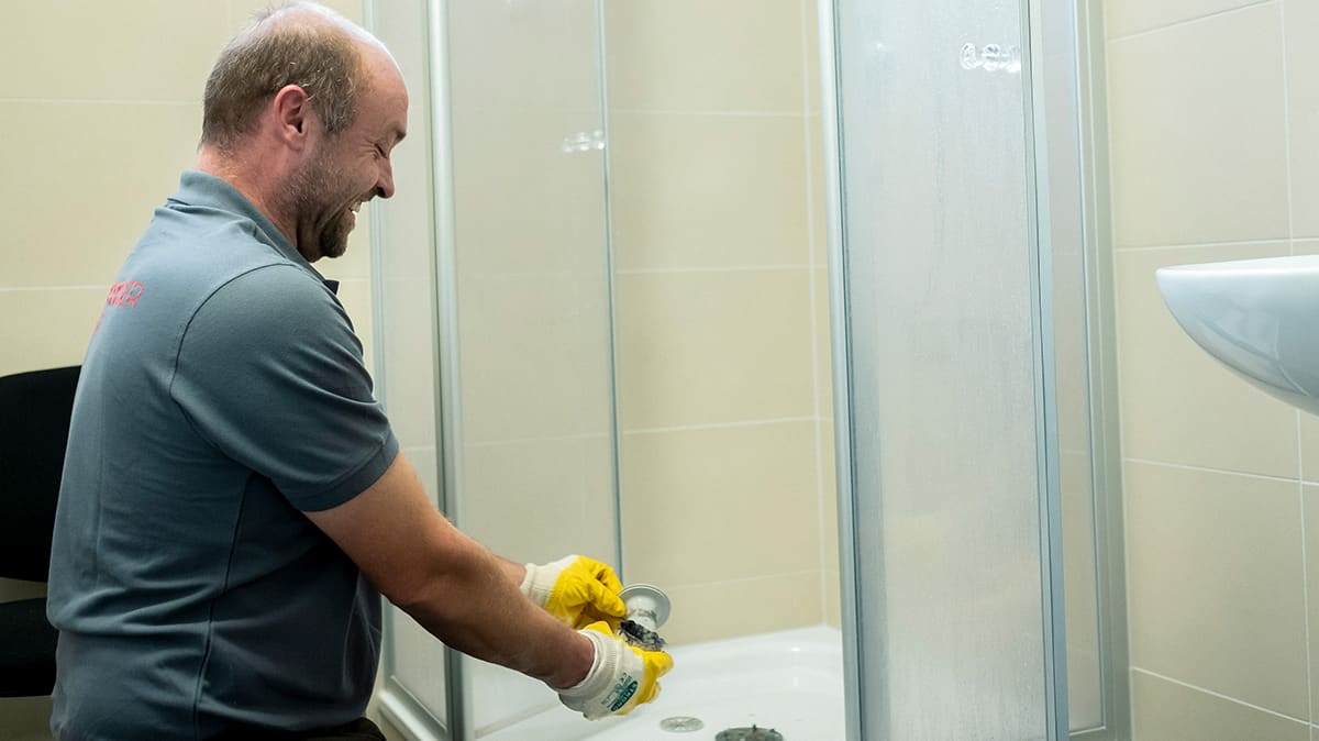 Rohrreinigung Dusche Abfluss